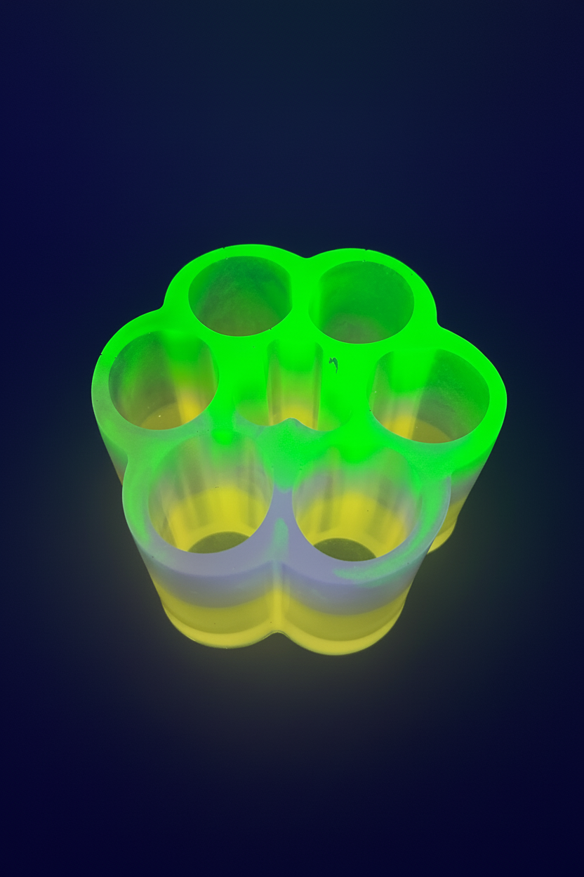Glow-in-the-Dark Resin Pen & Makeup Brush Holder – Handmade